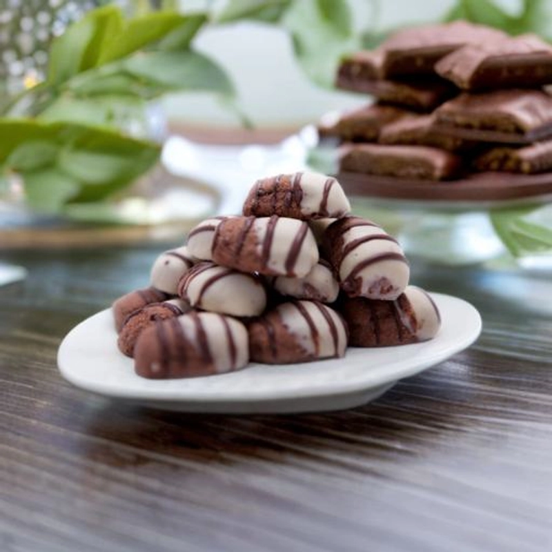 Product image YORYA COOKIES - Kue Kering Lebaran Coklat Stick 300Gr JR09
