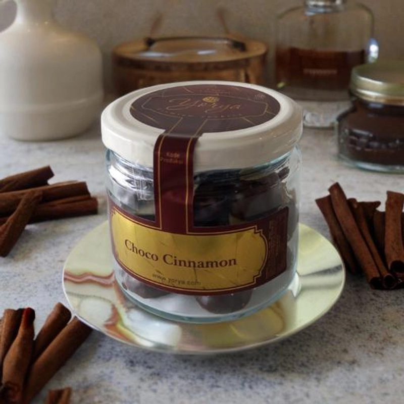 Product image YORYA COOKIES - Kue Kering Lebaran Choco Cinnamon 300Gr JR15