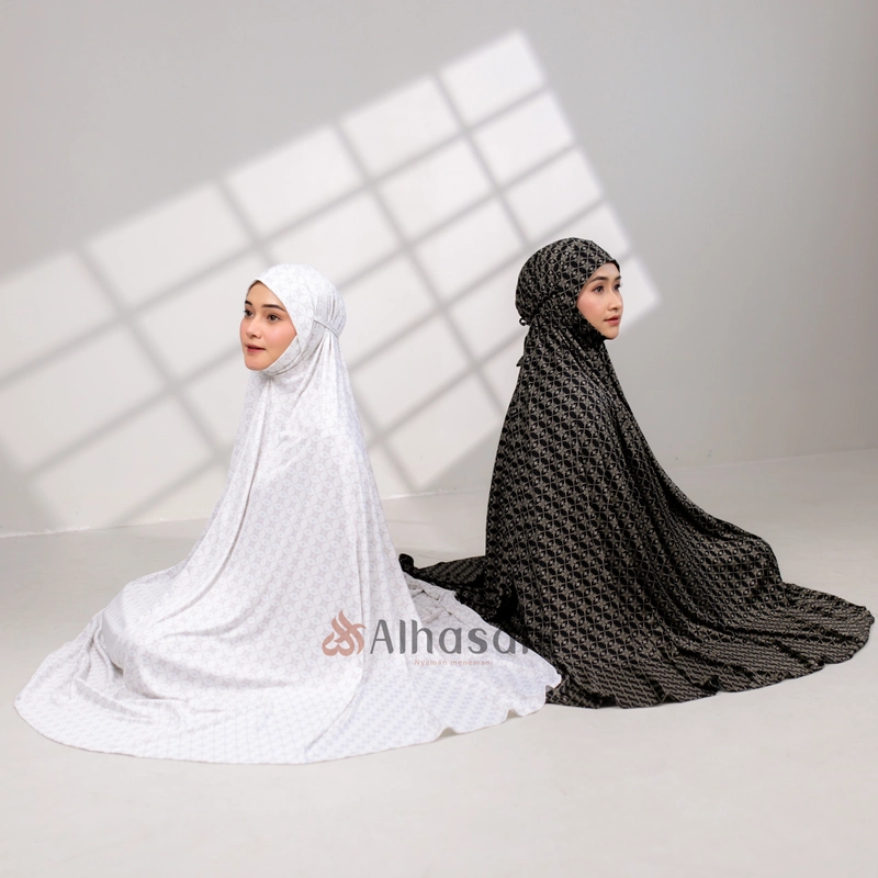 Product image Alhasani Official Store - Mukena Jersey Airy Motif Jumbo Dagu Tertutup Veyra Jumbo White