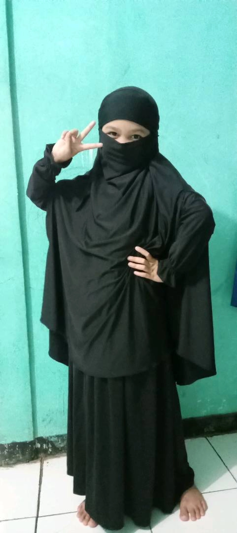 Product image astro - gami syari anak + kerudung ALINLM realpict 7 fit to 9 thn hitam