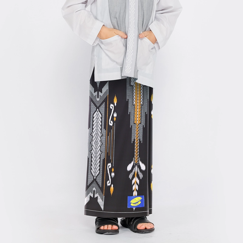 Product image Sarung ATLAS Junior Kembang SGF Hitam Kuning all variant all variant