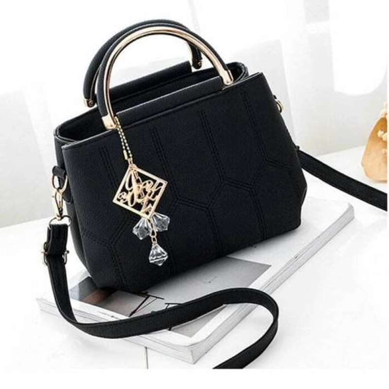 Product image BrandQWhat-Tas Hitam Sedang