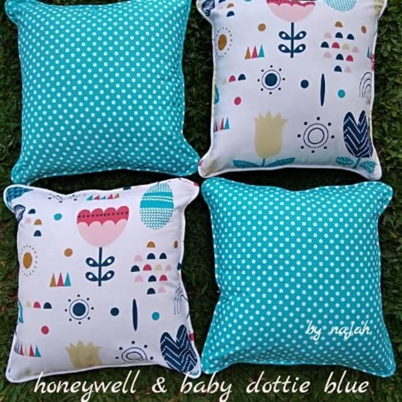 Product image By.Najah.Aef - Sarung bantal sofa(sarung saja) Paket D : 4 sarung bantal mix ( 2 Honeywell & 2 Baby Dotty Blue) 40x40cm Mix Biru, Putih
