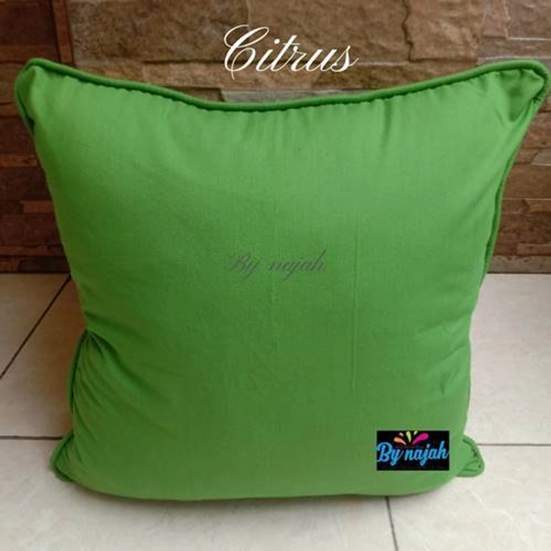 Product image By Najah Aef Sarung Bantal Citrus 40x40cm Hijau