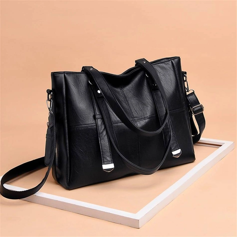 Product image CBL - Tas Wanita Oscar CBLA01OSCR Allsize Hitam