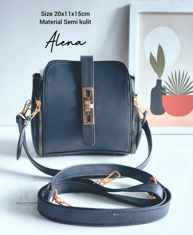 Product image CBL - Tas Selempang Wanita Alena CBLB32ALNA Allsize Hitam