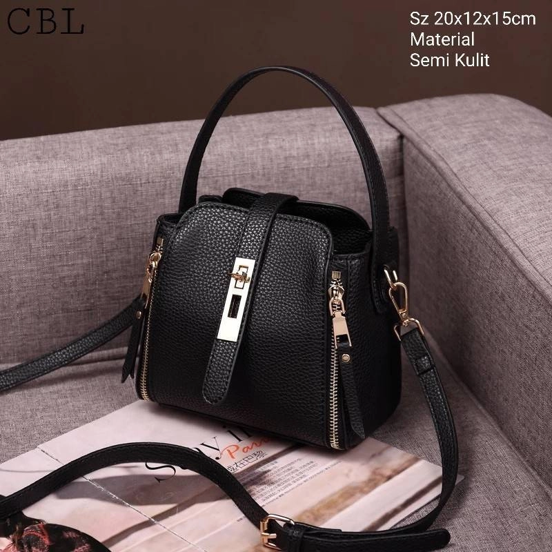 Product image CBL - Tas Selempang Wanita Alena CBLB32ALNA Allsize Hitam