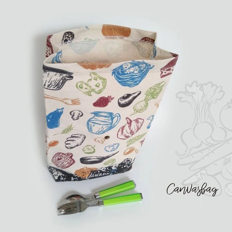 Product image Dewani - Lunch Bag SET Canvas Art 03, Tas bekal Kanvas, Pouch Canvas 37 x 21 x 9 cm Cream