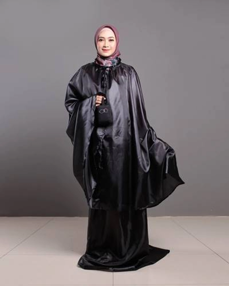 Product image DS Modest - Mukena Traveling Mini Tanpa Kepala Petunia A/B (Case Ori Bordir Botol) All Size Black