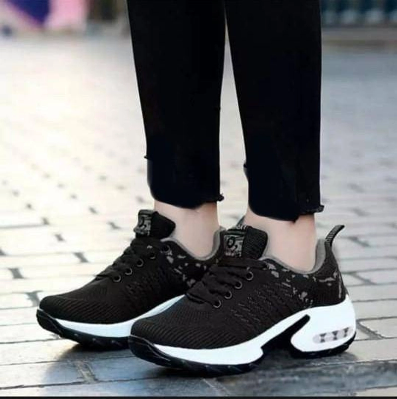 Product image Sepatu Kets Sneakers Sport Wanita New Trendy Dl-04 37 Hitam