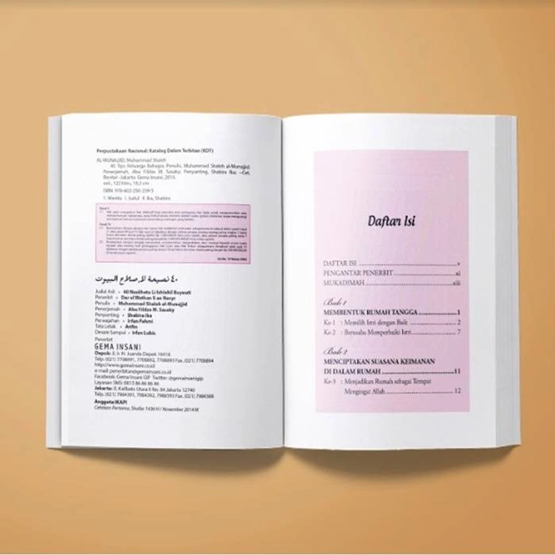Product image Gema Insani -  40 Tips Keluarga Bahagia (Edisi Baru) 18.3 x 12.3 cm SC