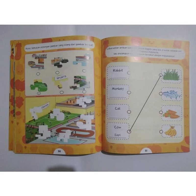 Product image Gema Insani Buku Kamus Pintar Tiga Bahasa 25 x 21 cm