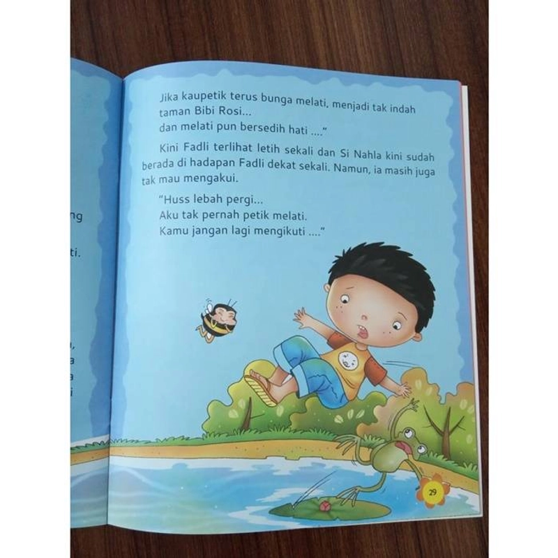 Product image Gema Insani Buku Persahabatan Gajah Dan Semut ( SC ) 25 x 21 cm