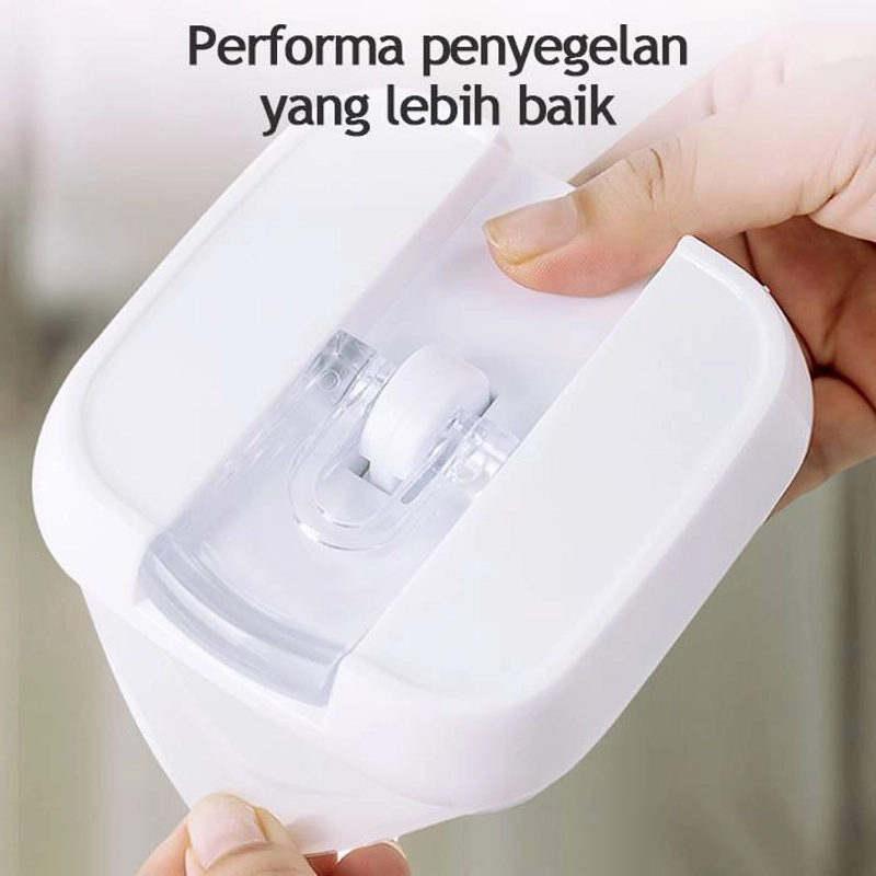 Product image GM Bear Toples Makanan Set isi 4pcs 1301 - Food Container Storage Set 21 x 10 x 32 Cm White