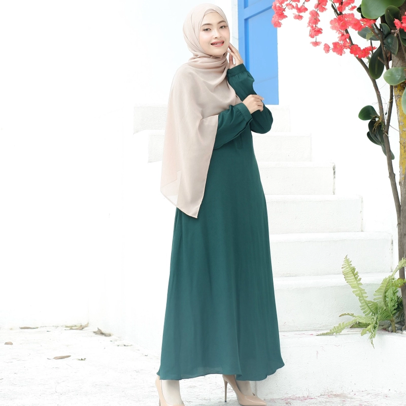 Product image Hazirah Id - Hanna Dress - gamis hanna - gamis simple - gamis abaya XS Emerald