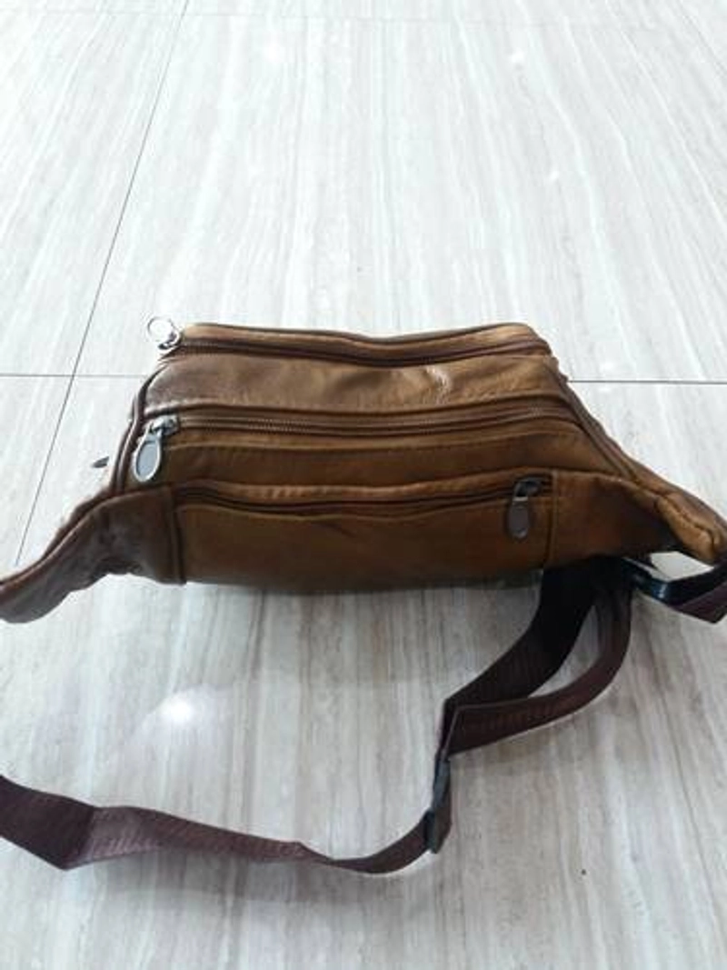 Product image Kalea - Tas Weist Bag Klt 42x15x5 Cm Coklat Muda