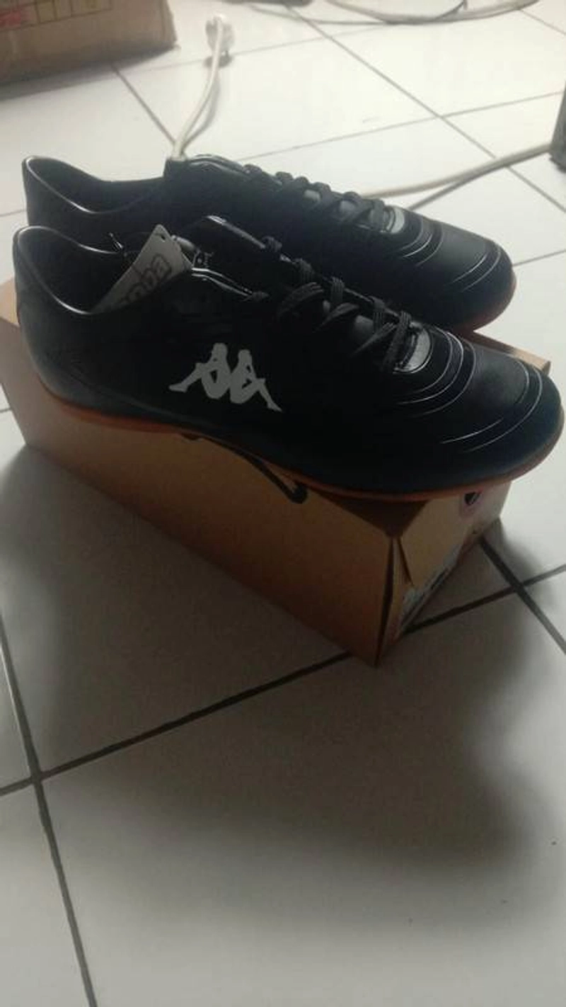 Product image Kappa Sepatu Futsal Phantom KK3FA241 - BKWE 39 BLACK WHITE