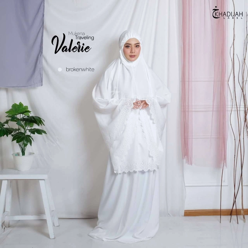 Product image Khadijah Label - Mukena Travel Valerie All Size Putih Tulang