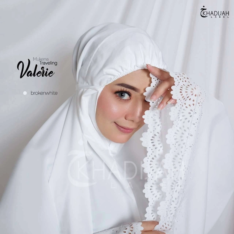 Product image Khadijah Label - Mukena Travel Valerie All Size Putih Tulang