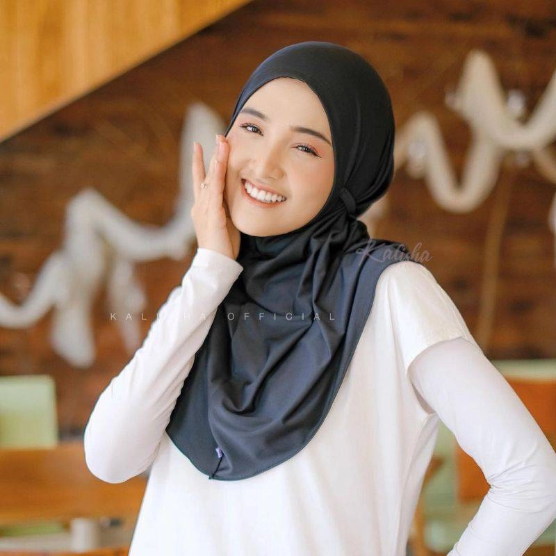 Product image Kalisha Official - Hijab Bergo Tali Naya Nonpet 300 Black