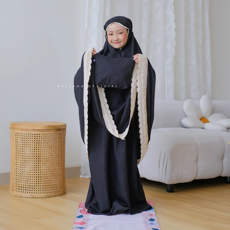 Product image Kalisha official - Mukena Anak Adeela Free tas pouch 500 Black