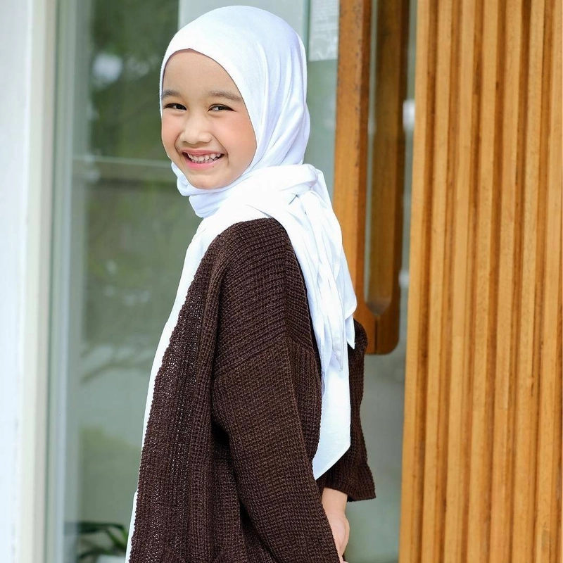 Product image Leika - Cardigan Rajut Oversize -Anak 5-8 th All Size Coffee