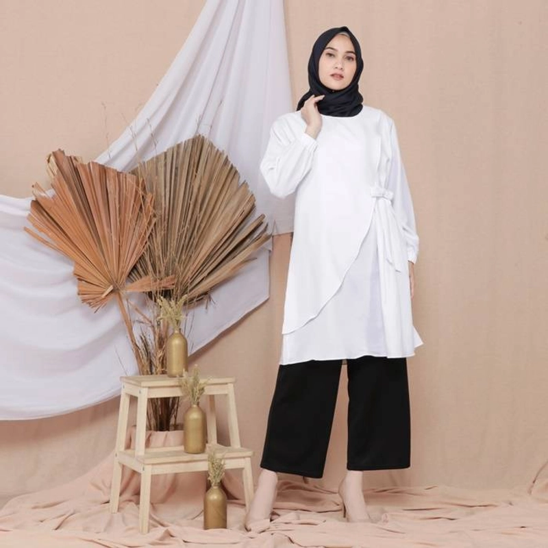 Product image Modesee Bandung - Ayda Tunic Clear White L Clear White