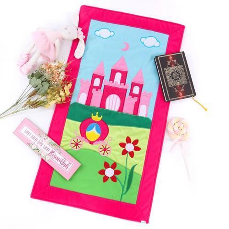 Product image Nafeesa Sajadah Anak Bordir Castle-5 50x85cm Pink