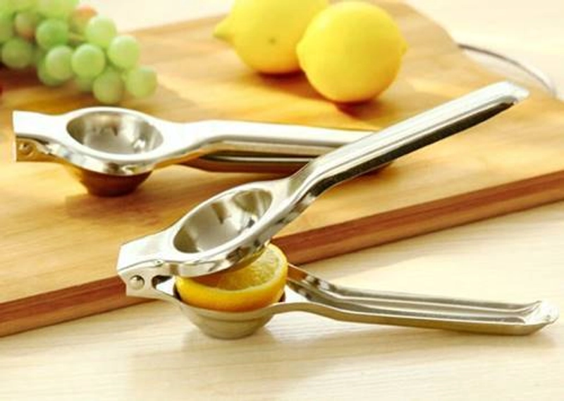 Product image [PO] Orderpedia Kichen Pemeras Jeruk Nipis Serbaguna Diameter 6.5 cm Random