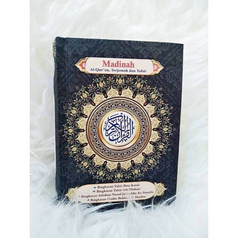 Product image Penerbit Jabal Al-Qur'an Madinah Terjemah dan Tafsir HC A6  10 x 15 x 2 (hard cover) HITAM 