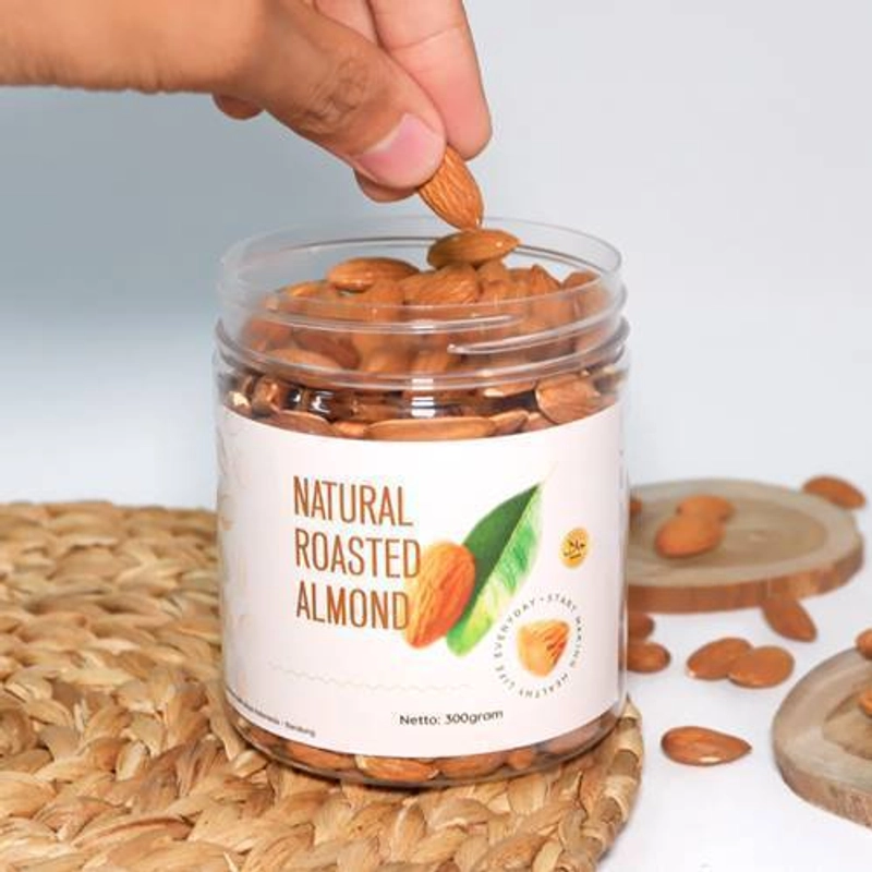 Product image Aliya - Natural Roasted Almond Snack Makanan Ringan 300 Gram 150 gram Almond