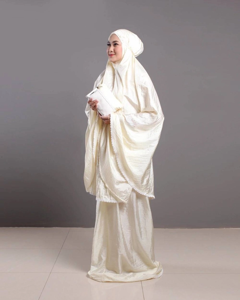 Product image DS Modest - Mukena Traveling Atas Bawah - Canna All Size Light Yellow