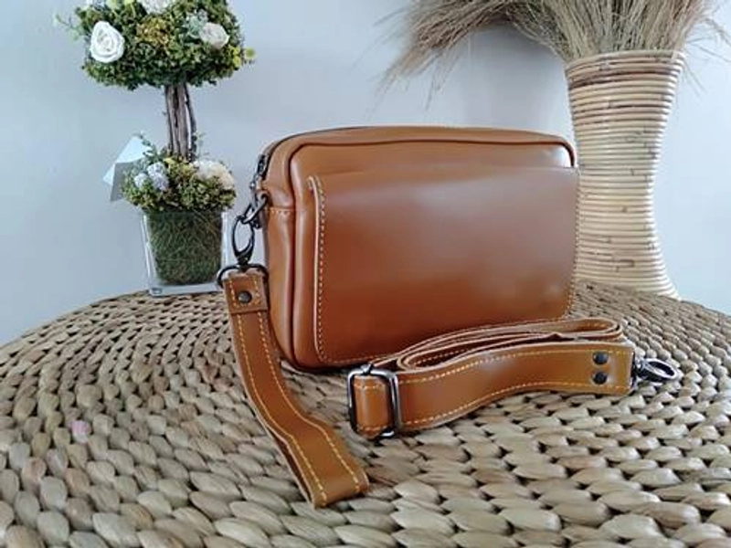 Product image Toko Sinar Garut Tas Slempang Mini Bag 2 in 1 23x 15x 6 cm Tan