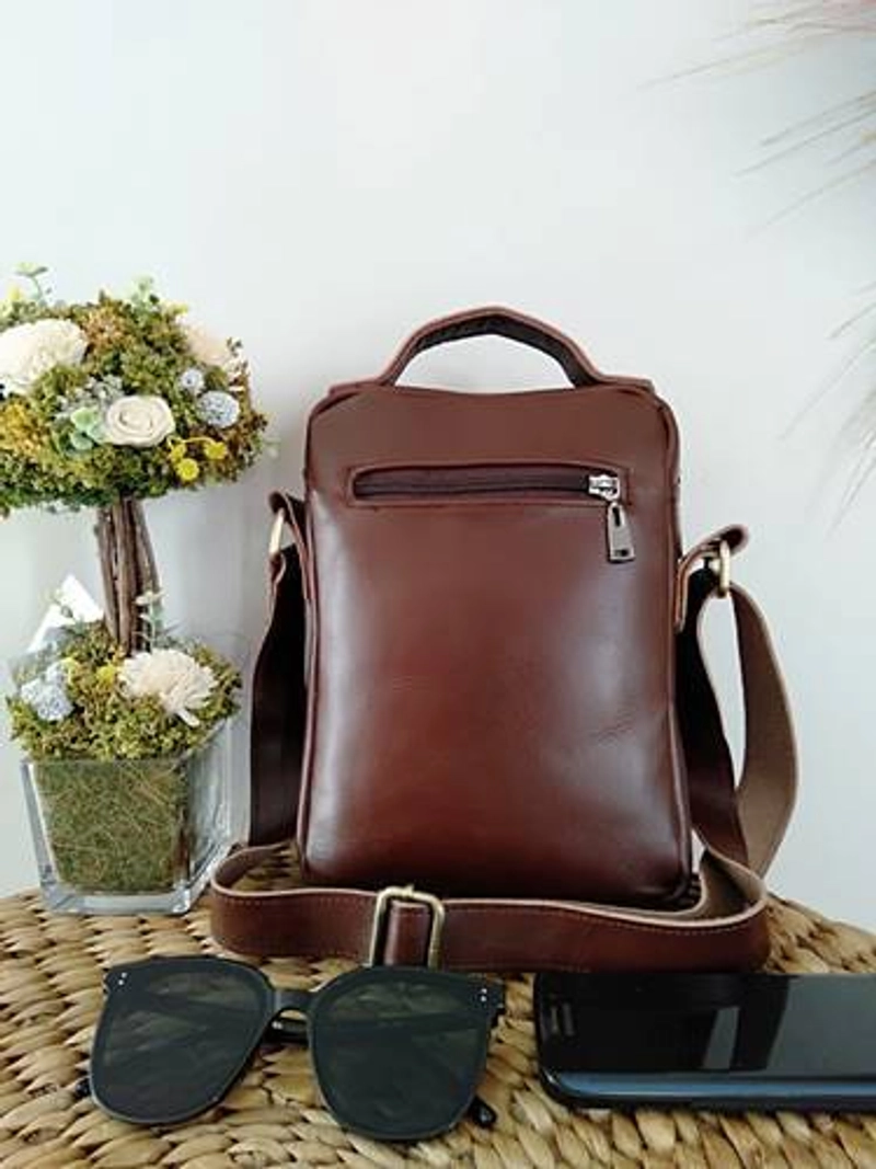Product image Toko Sinar Garut Tas Slempang Pull Up 23x17x9cm Coklat