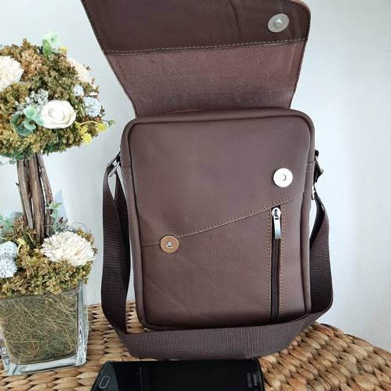 Product image Toko Sinar Garut Tas Slempang MDI 24x18x8cm Coklat