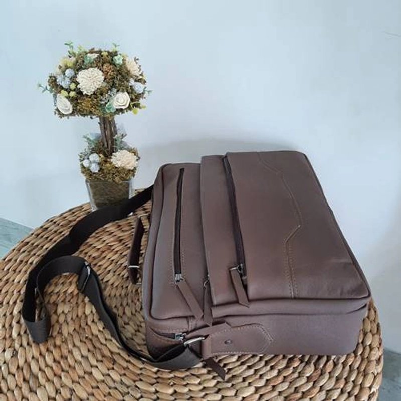 Product image Toko Sinar Garut Tas Laptop Motif Kulit Jeruk 37 x 9 x 29 cm Coklat