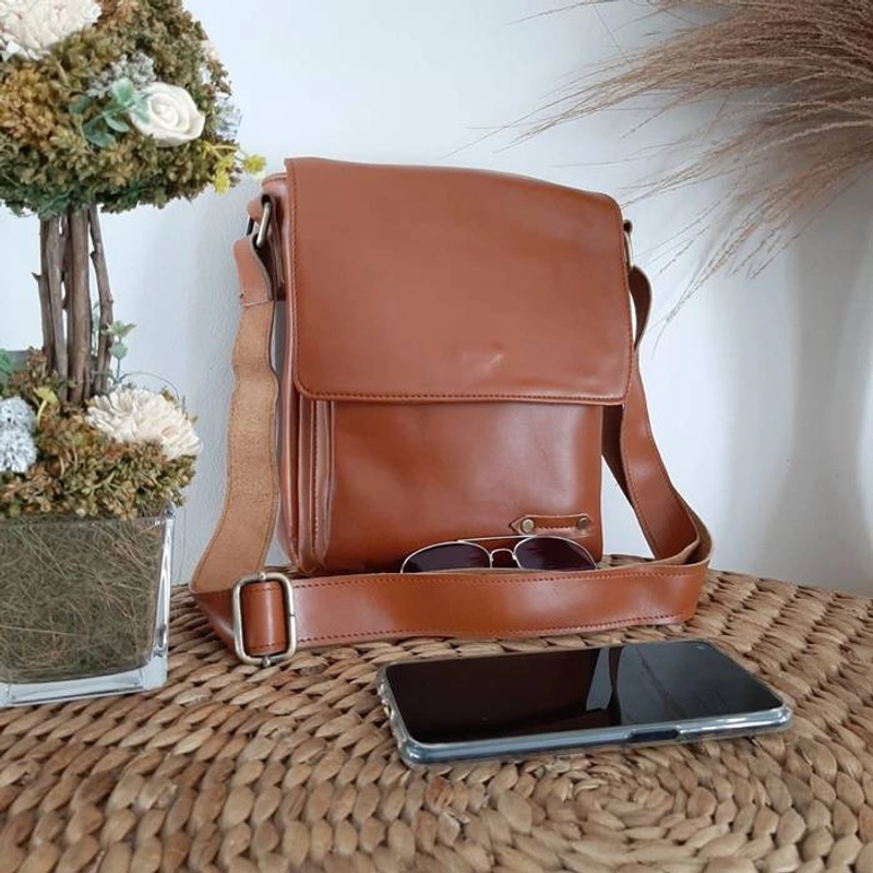 Product image Toko Sinar Garut - Tas Selempang Pull Up KZ 24 x 18 x 8 cm Tan