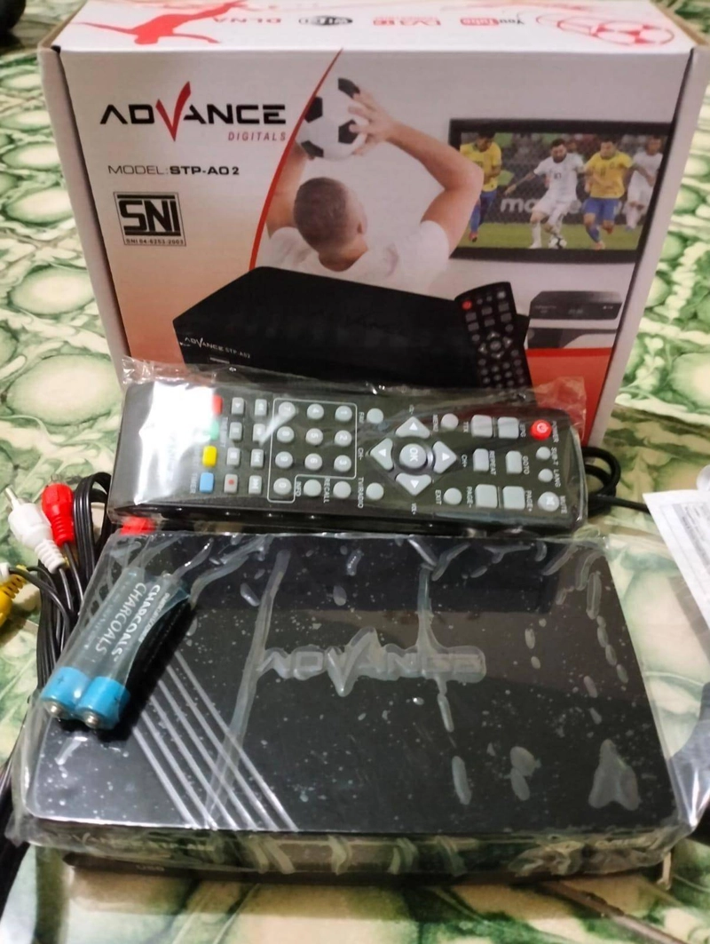 Product image Turbo - Advance STB Set Top Box TV Digital Receiver Penerima Siaran Full HD 7000 hitam