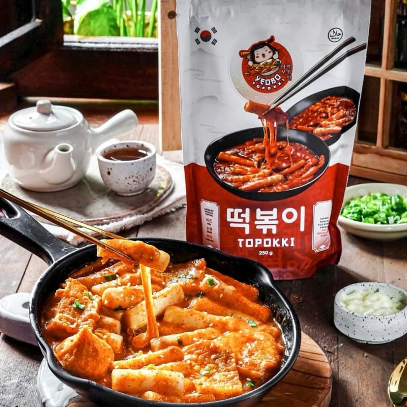 Product image Yeobo Topokki - Topokki Frozen Family Pack by Yeobo 250gr Pedas