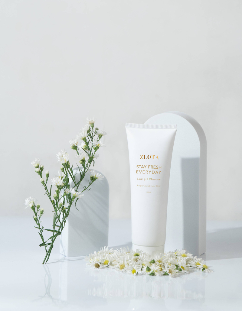 Product image Zlota - Zlota Stay Fresh Low PH Cleanser 100 White