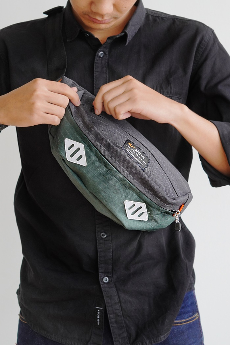 Product image Kalea - Elbrus Weist Bag 28 x 10 x10 Hijau Abu