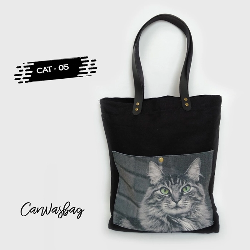 Product image Dewani Totebag Canvas saku Seri CAT 05 40X36X5 Hitam