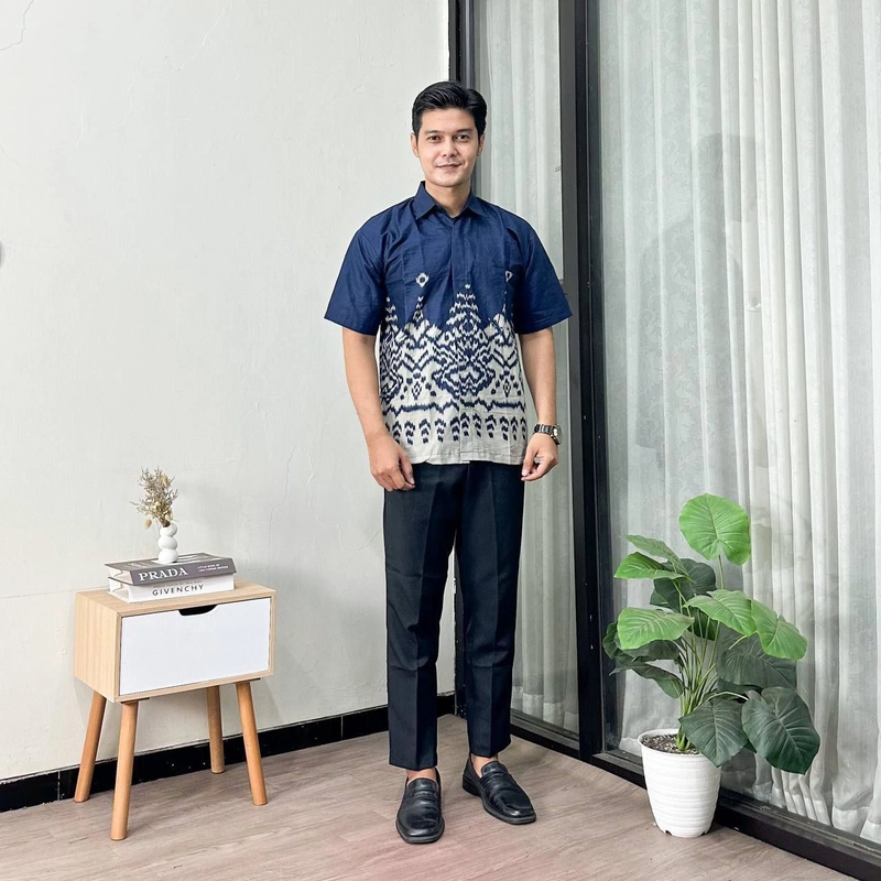 Product image Batik Alfin - Baju batik Atasan Couple hem dan bluse modern terbaru boleh di pisah bagus banget nyaman di pakai M Hem navi