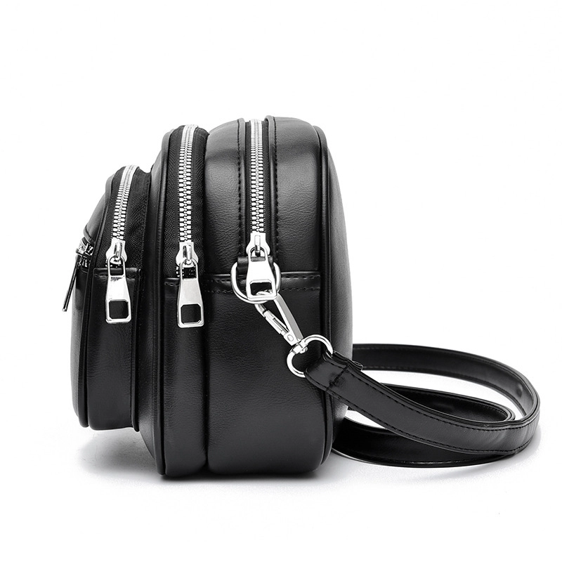 Product image CBL - Tas Selempang Wanita Sling Bag Kayla CBLB72Kayla Small-Medium Hitam