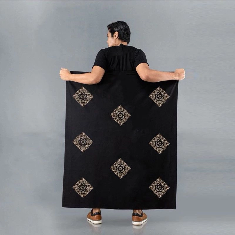 Product image Kois Batik - Sarung Batik Best Seler Dewasa Motif antasena Sarung Dewasa Antasena hitam