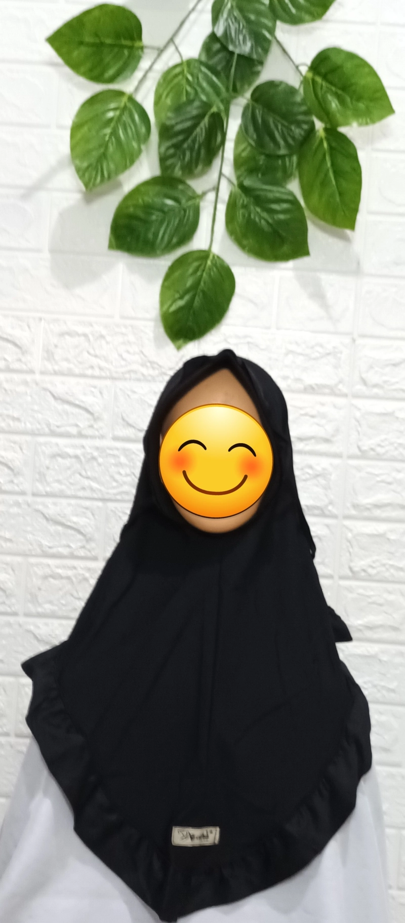 Product image Fisky Collection - Hijab Bergo Anak Amelia Aretha All Size Hitam