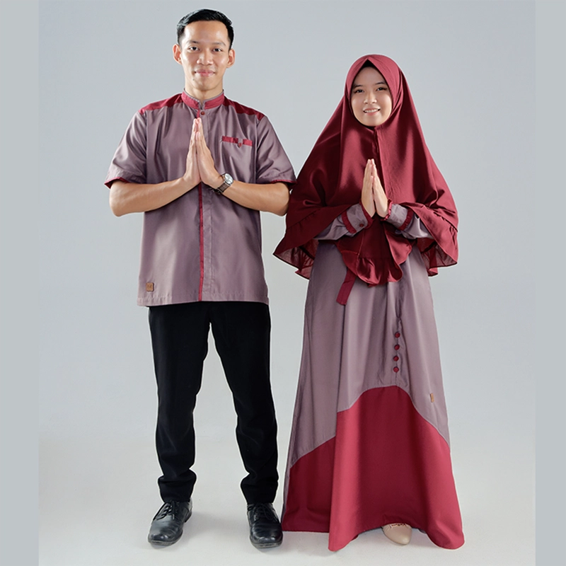 Product image MOSCOU - Set Baju Sarimbit Couple Kapelan Pasangan Suami Istri Keluarga Family Muslim Muslimah Busana Dress Gamis Wanita Khimar Hijab Kemeja Koko Kemko Pria Lengan Pendek Lebaran Katun Toyobo Premium Deep Mauve Maroon Motif Koko M, Gamis M Mauve Maroon