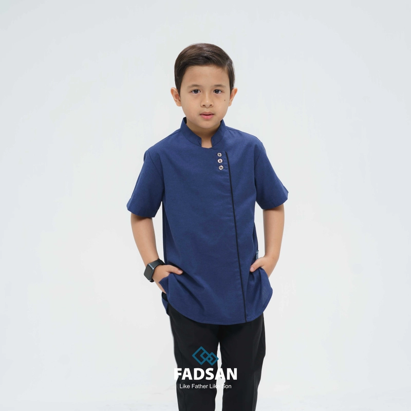 Product image FADSAN - Kemeja Modern Polos Couple Ayah Anak Warna Midnight Blue - Orient Series SIZE ANAK XS ORIENT MIDNIGHT BLUE
