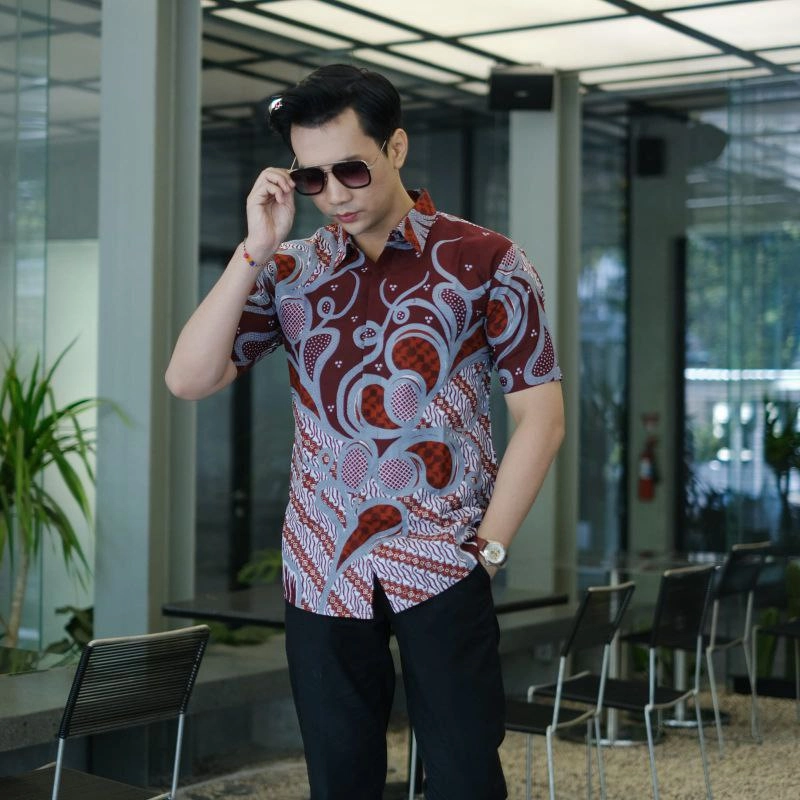 Product image Kois Batik - Batik Coupel Kemeja Dan Hem Pria Siap Seragaman Motif mulyo merah Xxl Hem mulyo merah