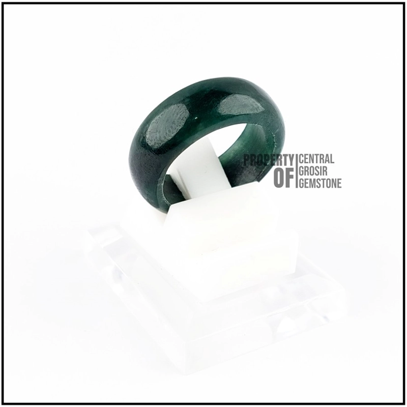 Product image CENTRAL GROSIR GEMSTONE - Cincin Hitam Polos Pria Wanita Batu Giok Asli Natural Jadeite Jade 6 Hitam kehijauan